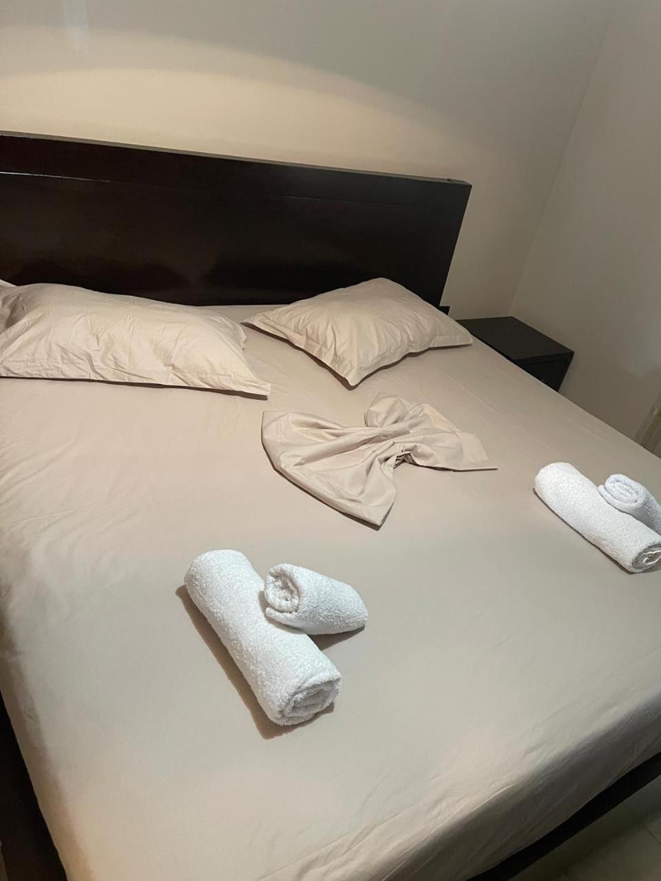 טיראנה Toptani Center Apartment מראה חיצוני תמונה