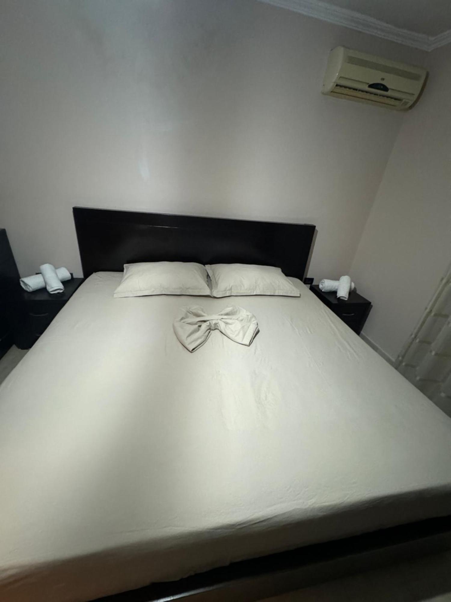 טיראנה Toptani Center Apartment מראה חיצוני תמונה